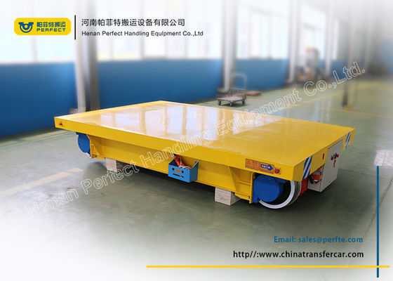 Trackless Steerable Material Transfer Trolley